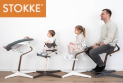 Chaise haute Stokke Nomi avec kit bébé gratuit