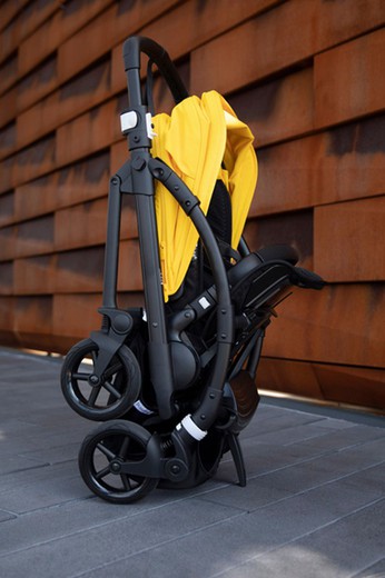 Bugaboo Bee6 complete with Mineral Collection carrycot — Noari Kids